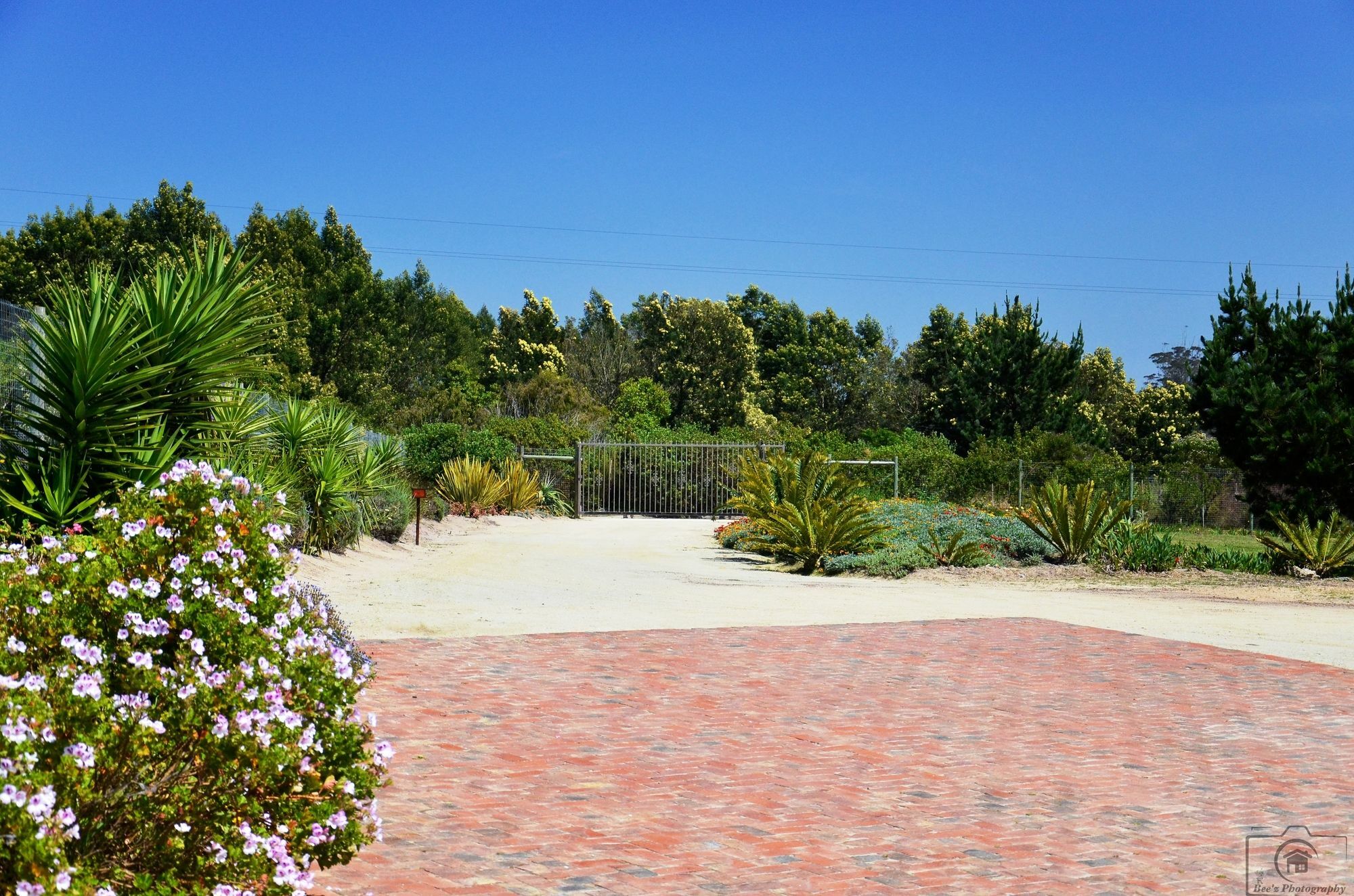 Inn Victori Guesthouse Victoria Bay Dış mekan fotoğraf